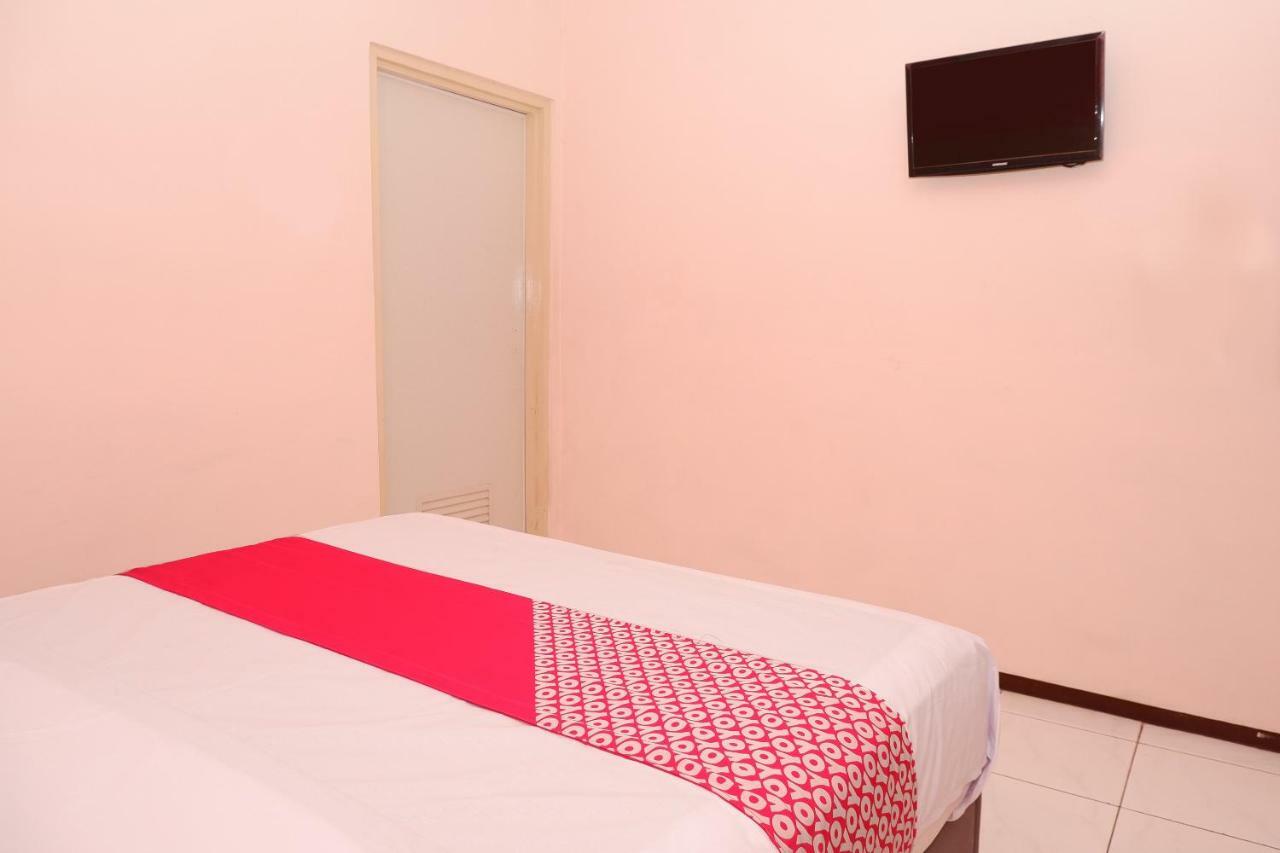 New Mira Hotel Semarang Esterno foto