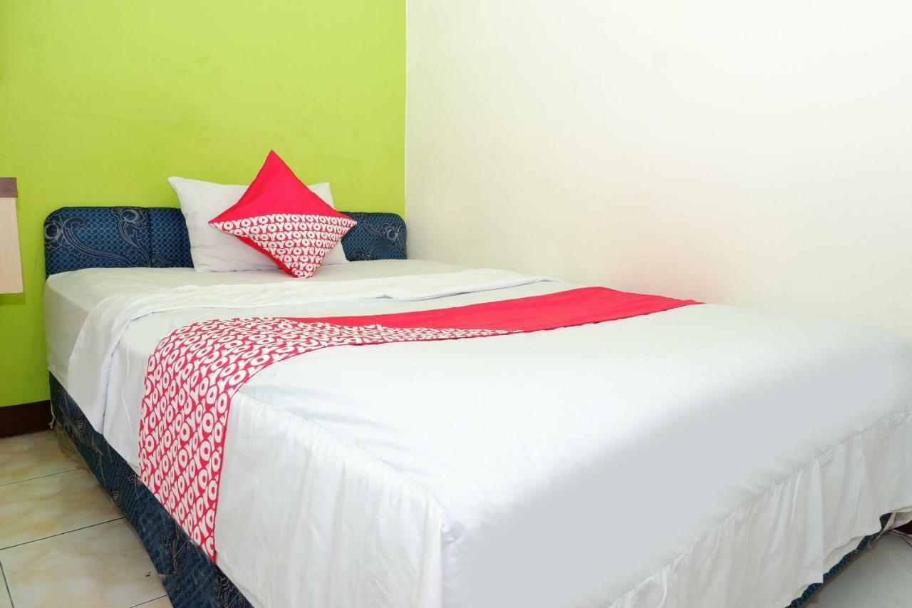 New Mira Hotel Semarang Esterno foto