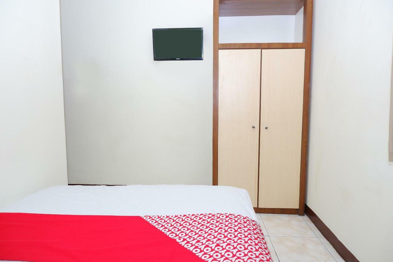 New Mira Hotel Semarang Esterno foto