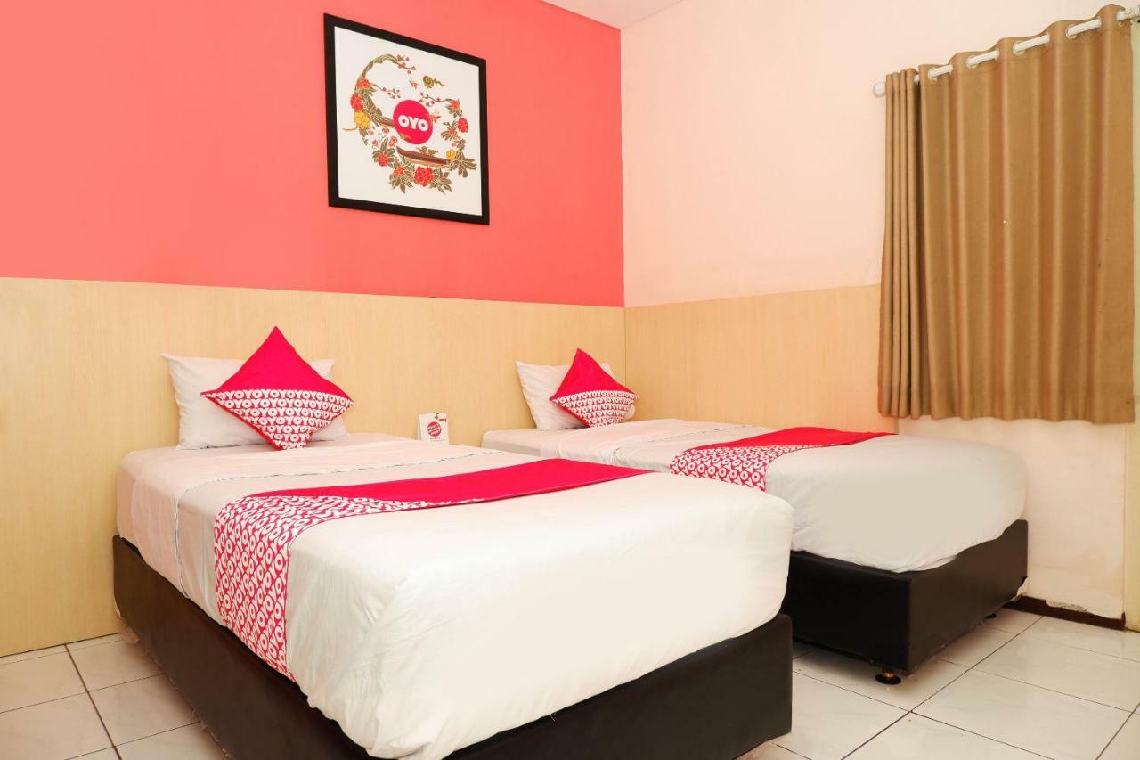 New Mira Hotel Semarang Esterno foto