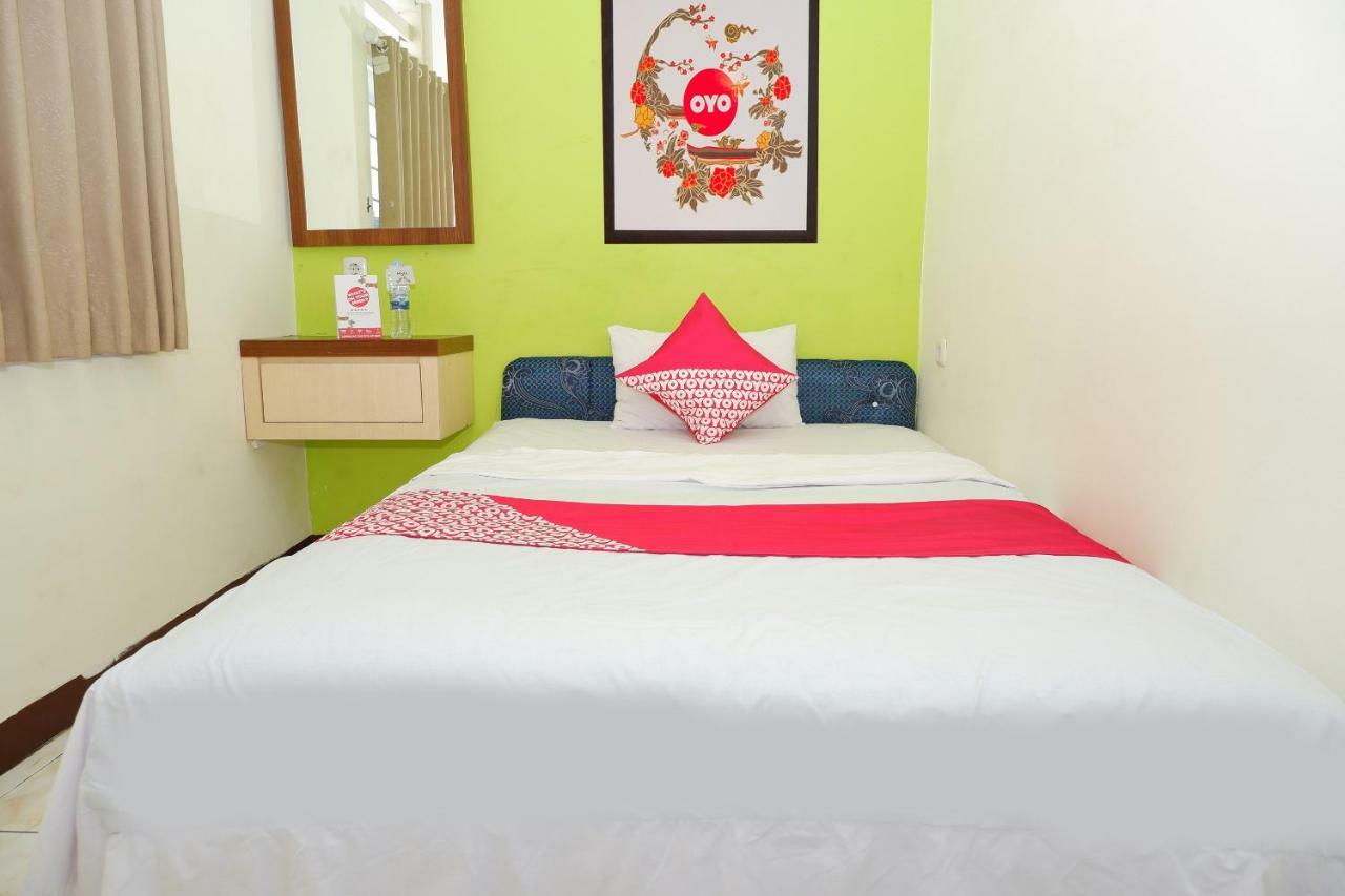 New Mira Hotel Semarang Esterno foto